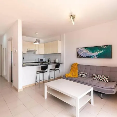 Apartment In Candelaria With Stunning Sea Views