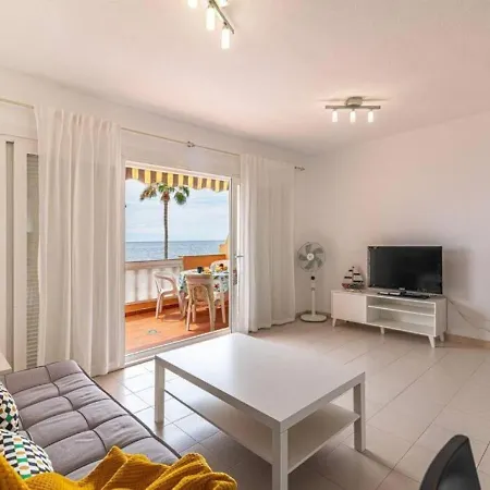 Apartment In Candelaria With Stunning Sea Views *